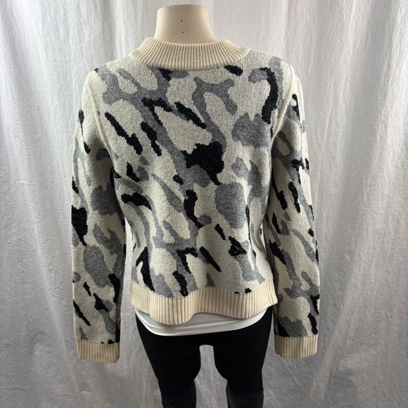 Veronica Beard Hubbard neutral camo wool-blend zipper knit pullover sweater L - Picture 3 of 10